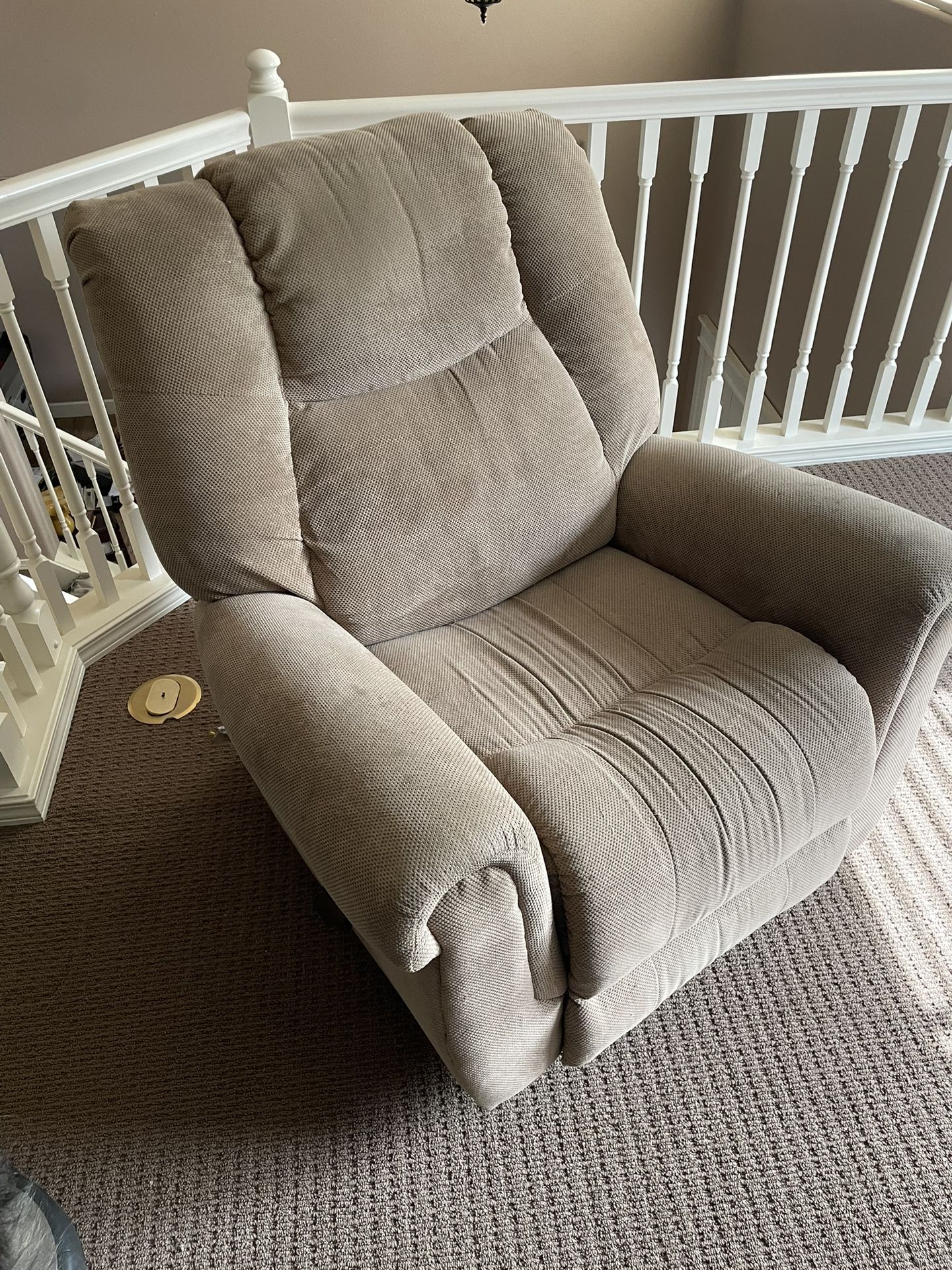 Free recliner