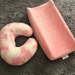 baby pillow and changing mat 