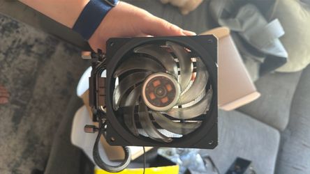 Cooler Master CPU cooler w/ RGB fan
