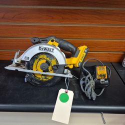 Dewalt DCS391 20V Max Circular Saw With Battery And Charger 