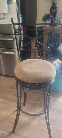 Swivel Island Chairs - Like New