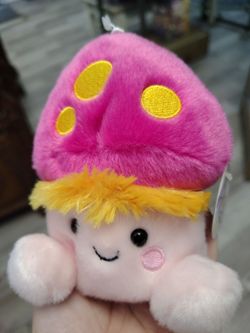 Favio Fluffly Mushroom Palm Pal 5"