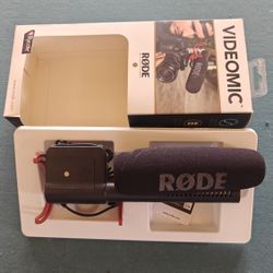 Rode Professional Microphone For Video Vlog