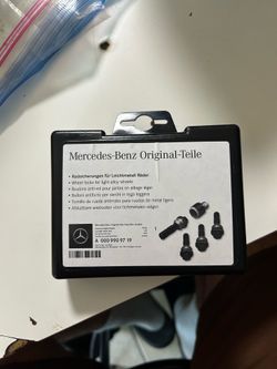 Mercedes benz bolt set