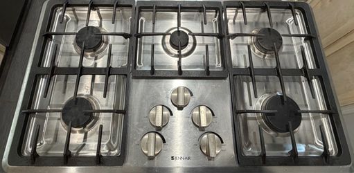 Jenn Air Cooktop 36”