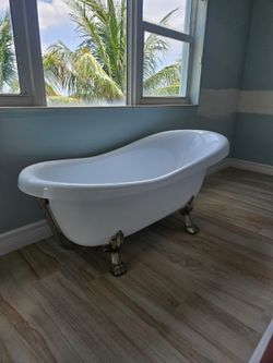 Bathtub/ Bañera como nueva. Poco uso.