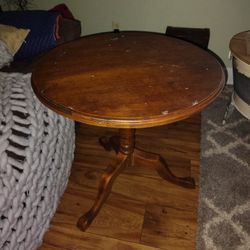 Antique Round Table