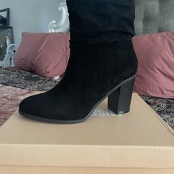 Black Boots
