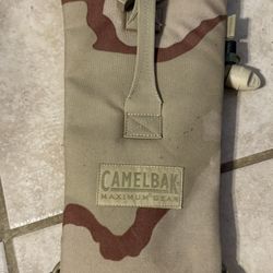 Cambelbak Maximum Gear water backpack