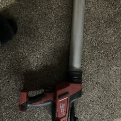 Milwaukee Caulking Gun