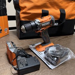 Ridgid 1/2in Hammer Drill/Drive Kit