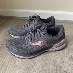 Brooks Adrenaline Sneakers Womens Size 8.5 Purple