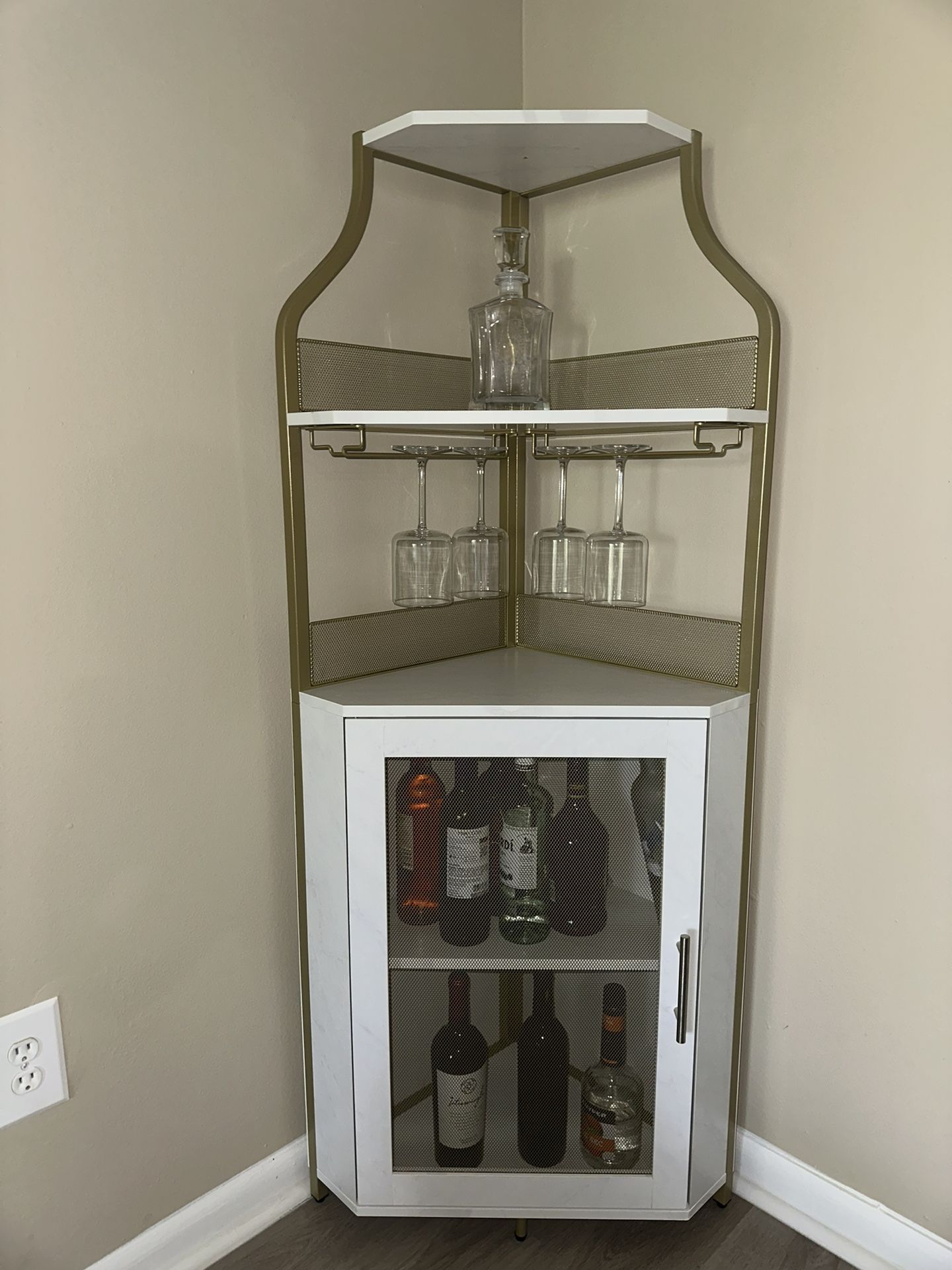 Modern Liquor Cabinet with Adjustable Shelf
