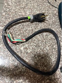 4-wire power cord, commonly used for modern electric clothes dryers or ranges