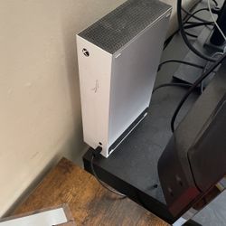 Xbox Series S Completely Functional 