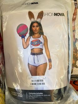 Brand New Women’s size small fashion nova Lola bunny Halloween costume