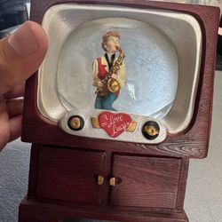 Vintage Lucille Ball snow globe