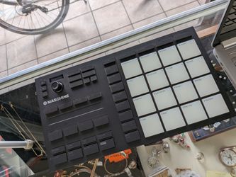 Maschine Mikro MK3 Native Instruments Drum Machine & Sampler