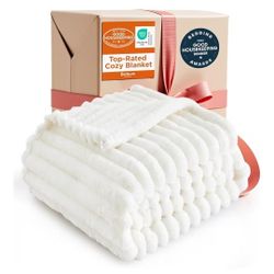 New Plush Throw Blanket