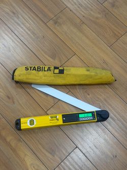 Stabila Tech 700DA Digital Electronic Angle Finder, 18"