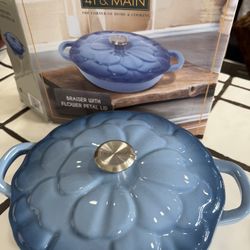 FLOWER PETAL DUTCH OVEN CASSEROLE DISH BRAISER 