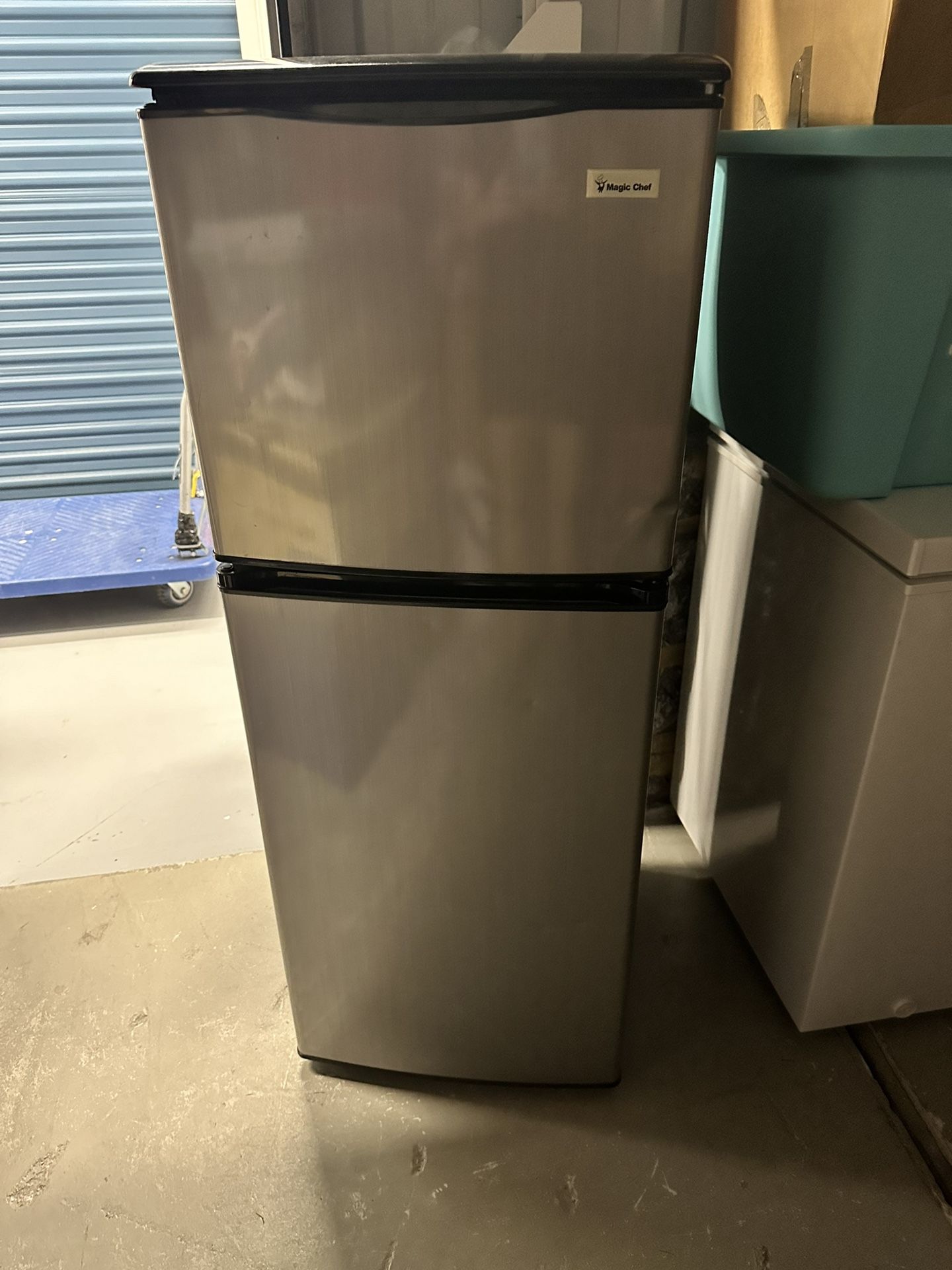 Magic Chef Mini Refrigerator
