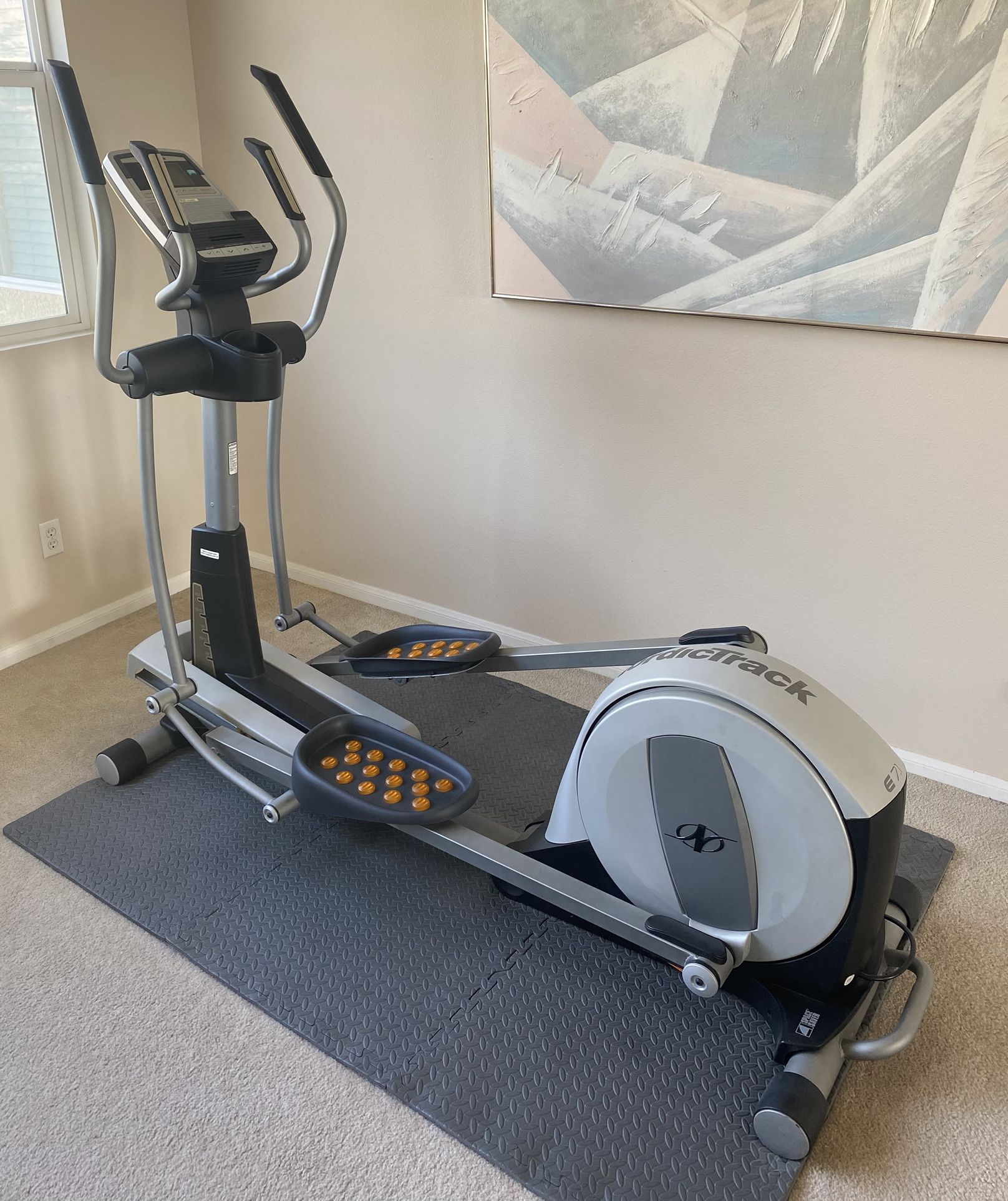NordicTrack E 7.1 Elliptical