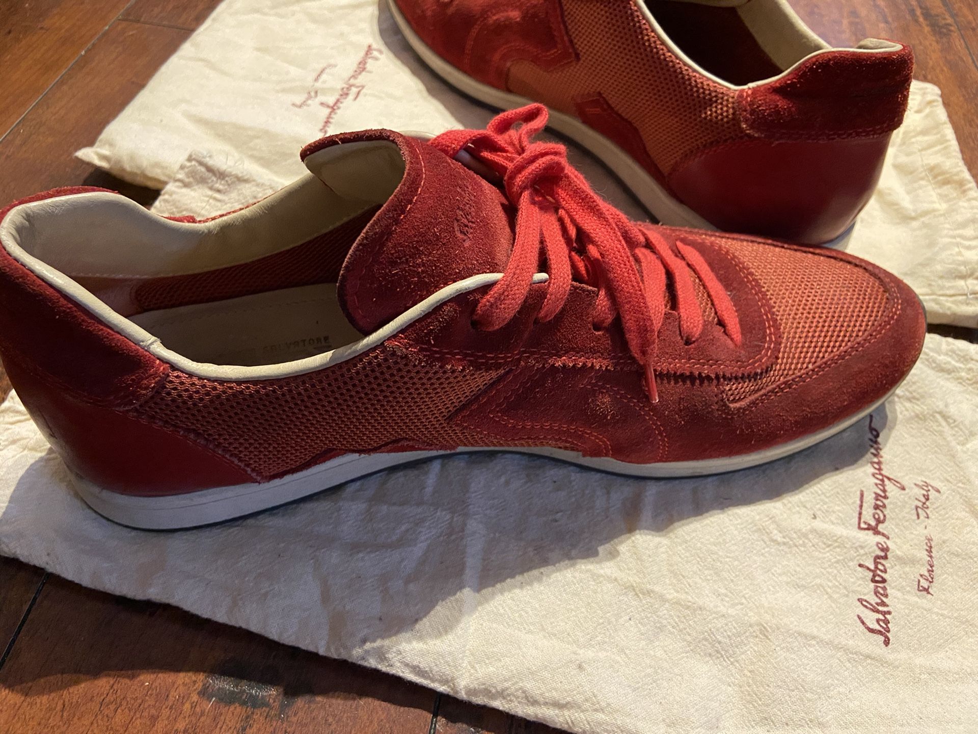 FERRAGAMO SNEAKERS