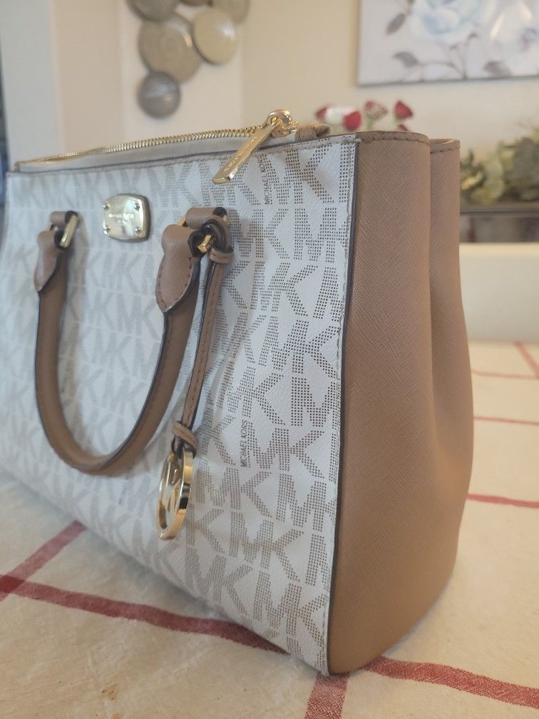 Michael Kors purse Jewelry Accessories