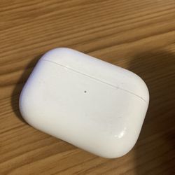 Apple Airpods Pro (Include New Ear Tips)