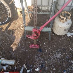 Lauren Farm Jack 4 Wheel Drive