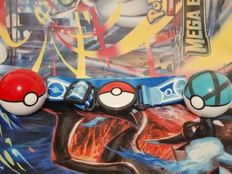 Pokemon Trainer Clip N Go Adjustable Belt with Two Pokeballs