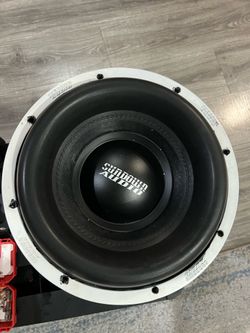 Sundown zv512 & 3000 SFB sundown amp with 0 gauge wire