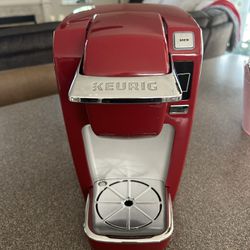 Keurig K10 Mini Plus Coffee Maker 