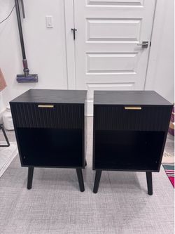 Modern Black Fluted Nightstands - Set of 2