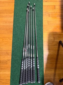Golf Iron Shafts with Golf Pride Grips – Set of 7 (5-PW,AW)