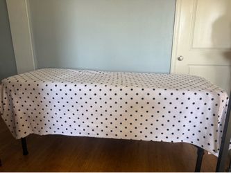 Massage table
