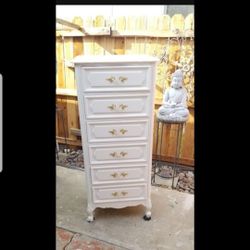Henry Link Langeire Dresser Solid Wood Measurements On Picture  PICKUP ONLY 