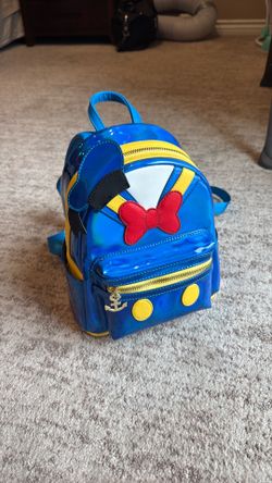 Disney loungefly backpack Donald Duck