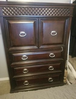 Vintage Dresser 