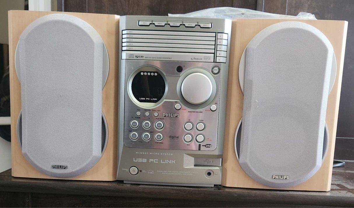 Philips Stereo System and CD Player