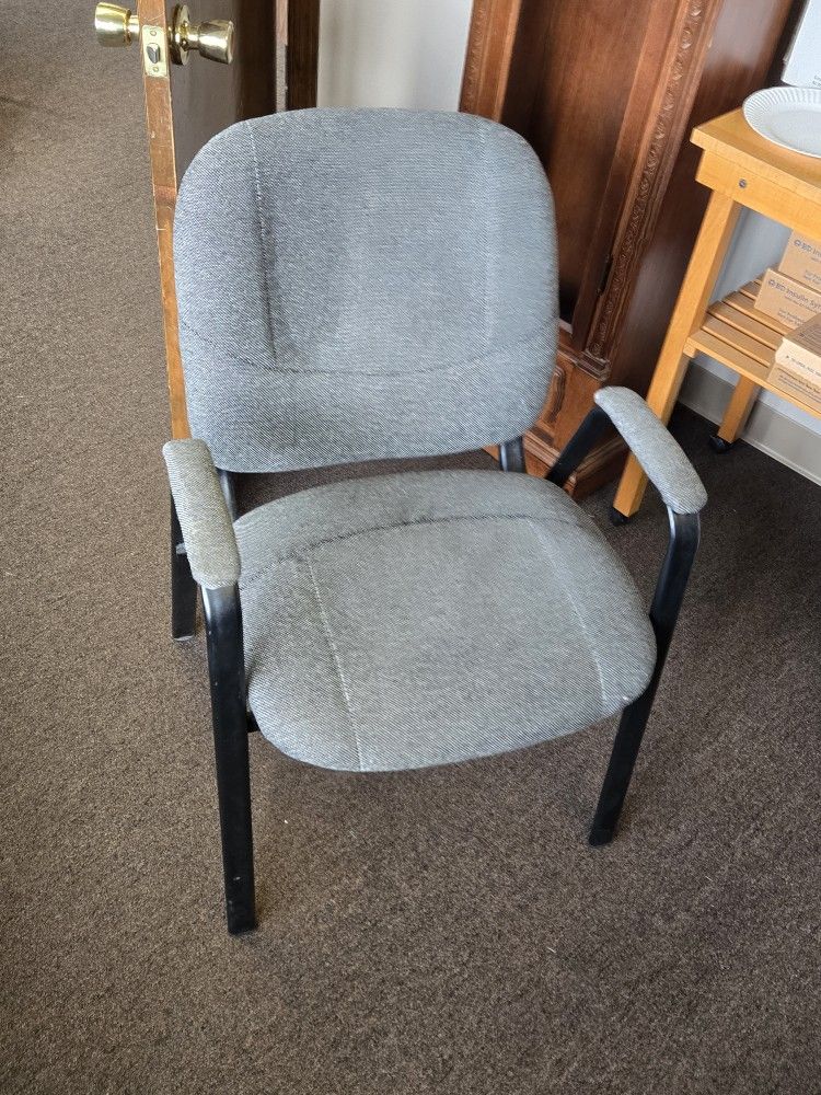 FIVE OFFICE CHAIRS