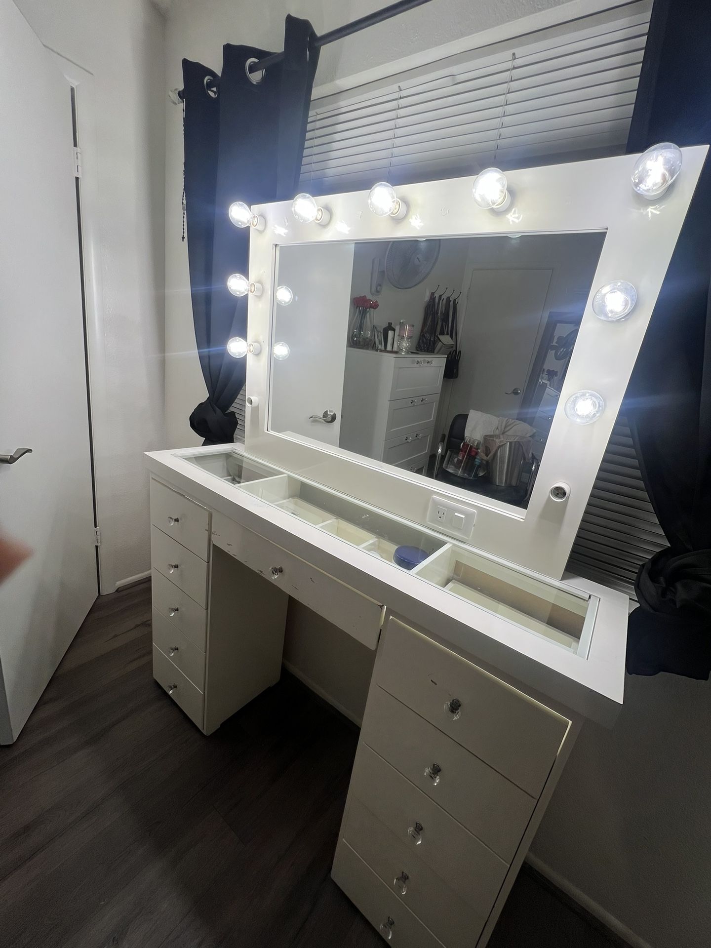 Makeup Vanity 