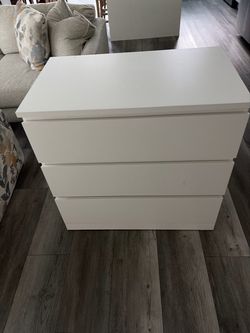 3 dresser drawers