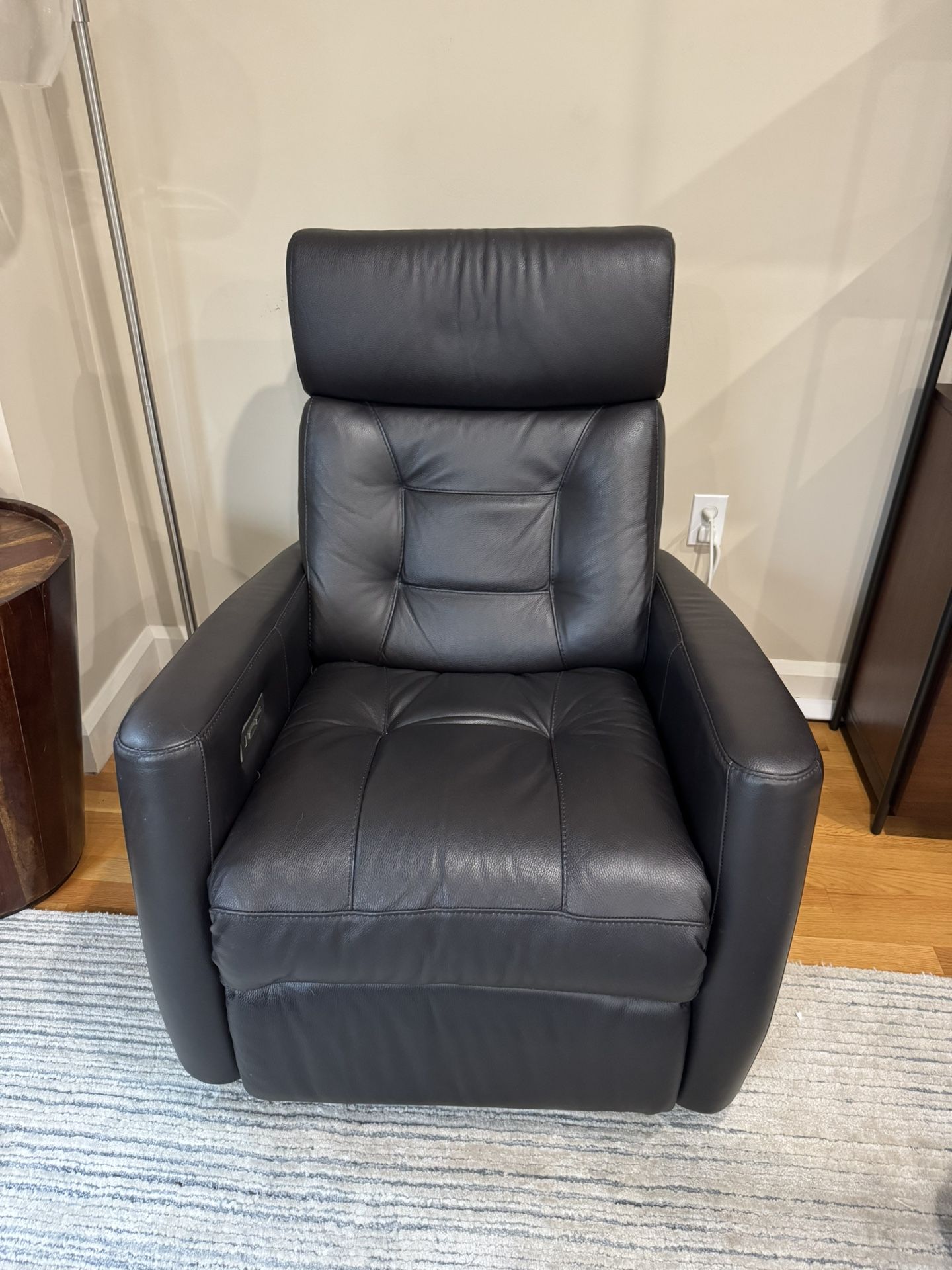 Leather Power Recliner - Jordan's