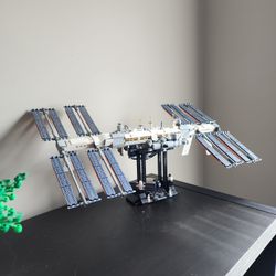 Lego International Space Station 21321