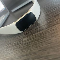 Fitbit Charge 5 *LIKE NEW*