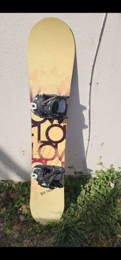 146 cm snowboard with bindings
