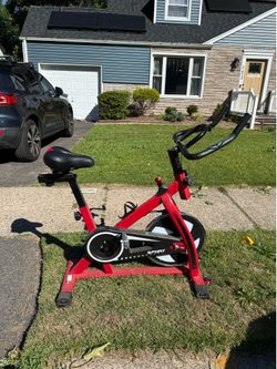 Free stationary exercise bike