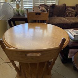 Round Table With 2 Chairs